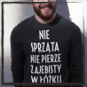 nie sprząta nie pierze zajebisty w łóżku