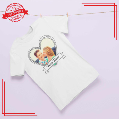 Koszulka ze zdjęciem i własnym tekstem w sercu – personalizowana