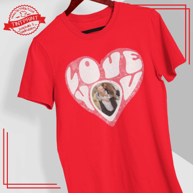 Koszulka LOVE YOU ze zdjęciem w sercu – personalizowana retro