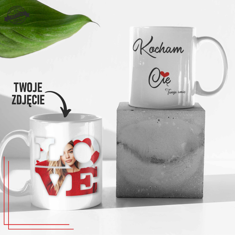Kubek LOVE ze zdjęciem personalizowany prezent dla zakochanych